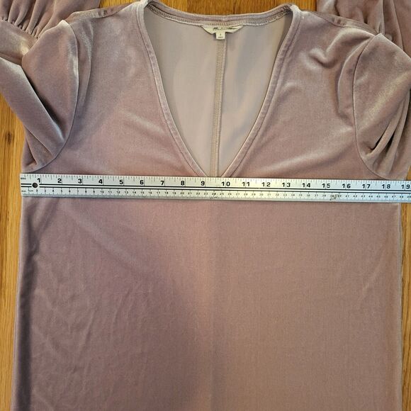 Madewell Soft V-Neck Velvet Sheath Dress with Balloon Sleeves, Dusty Rose, Sz S - Picture 7 of 10